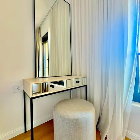 Athos Stara Varos Apartment *